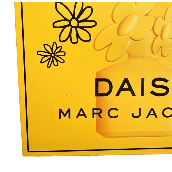 Daisy Marc Jacobs Perfume Box Yellow Cute Storage Display Rectangular Flowers - Picture 11 of 16
